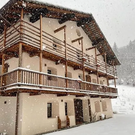 Guest house Foresch Hus D'hotes *