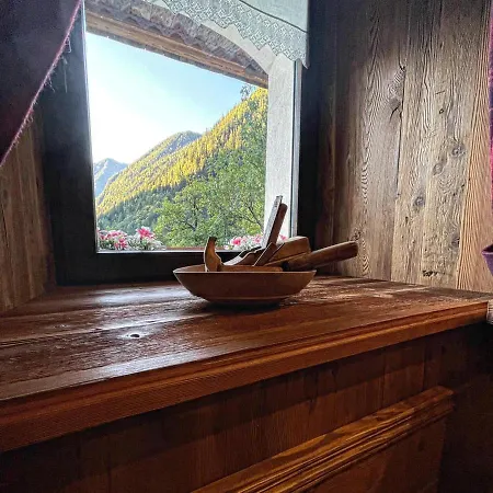 Affittacamere Foresch Hus D'hotes Gressoney-Saint-Jean